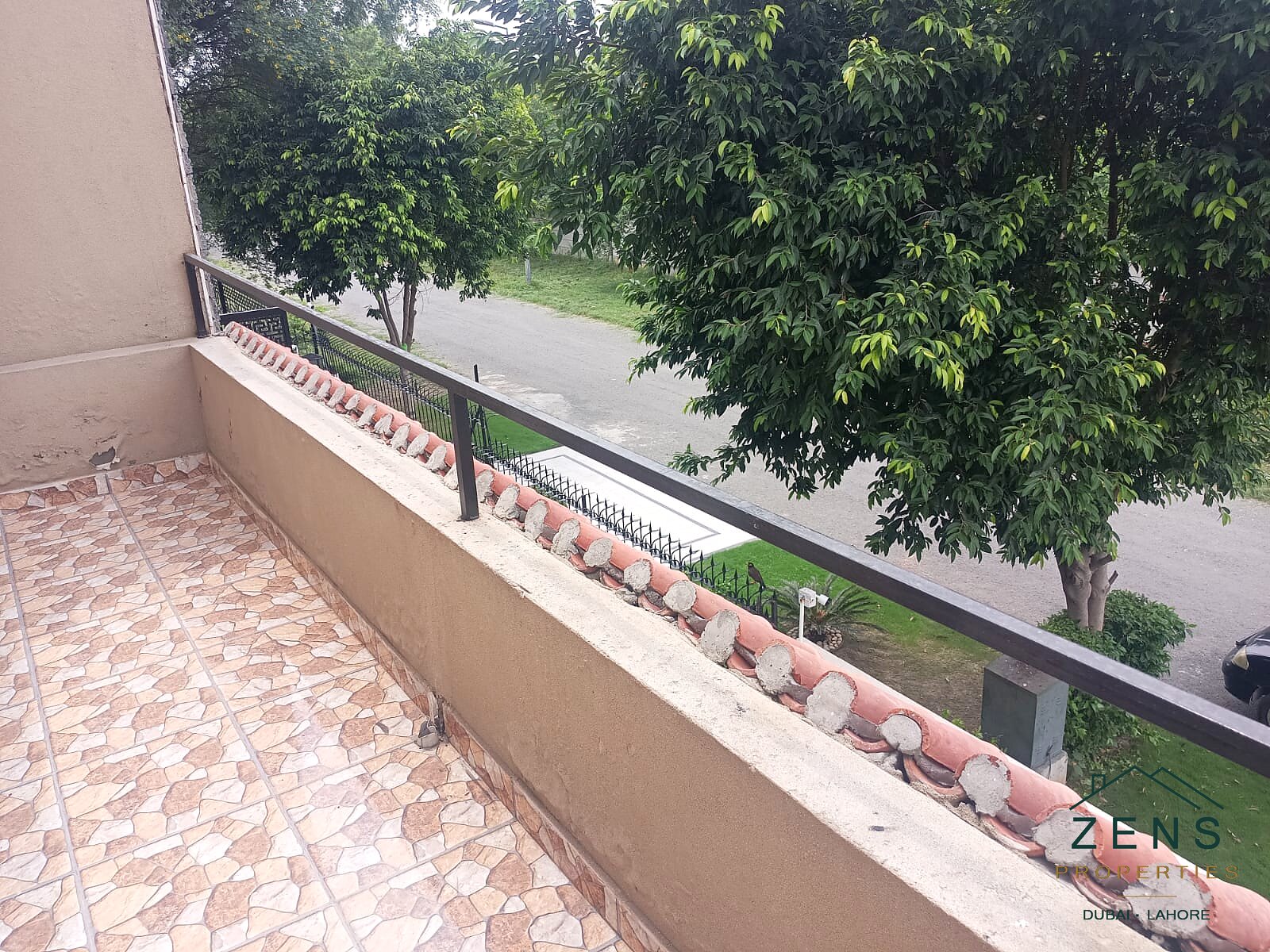 10 Marla House for Sale DHA Phase 6 photo 4