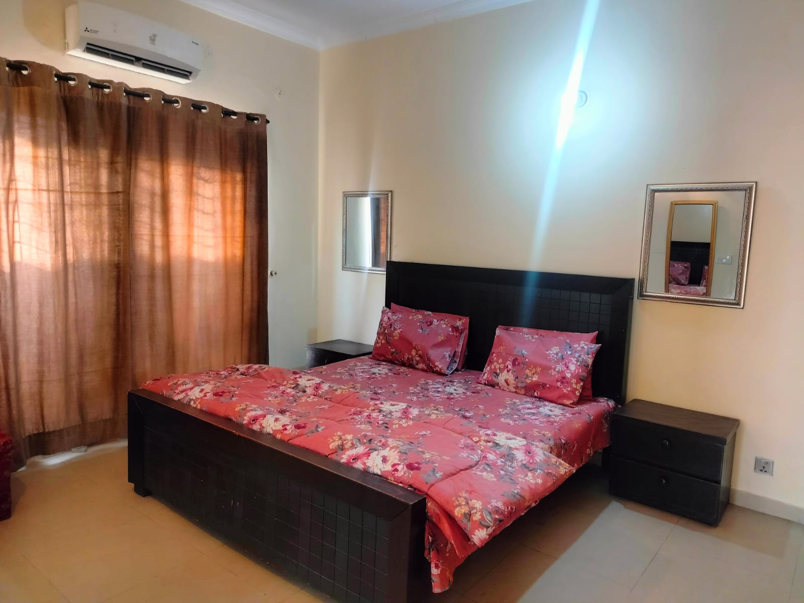 10 marla fully furnished house for rent in dha phase 8 C block photo 2