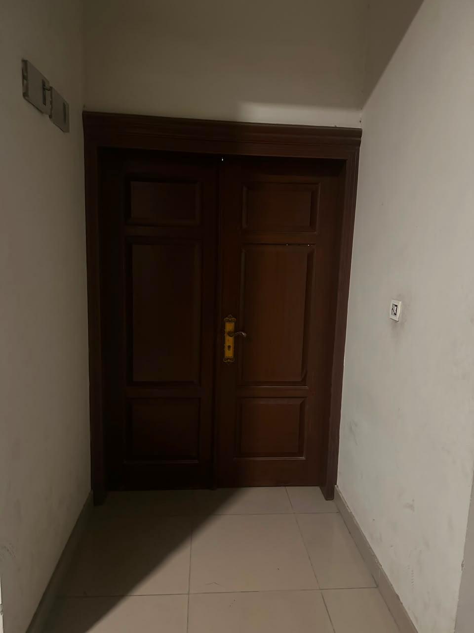 10 Marla Apartment 8A Buiilding 37 sector F Askari 10 photo 2