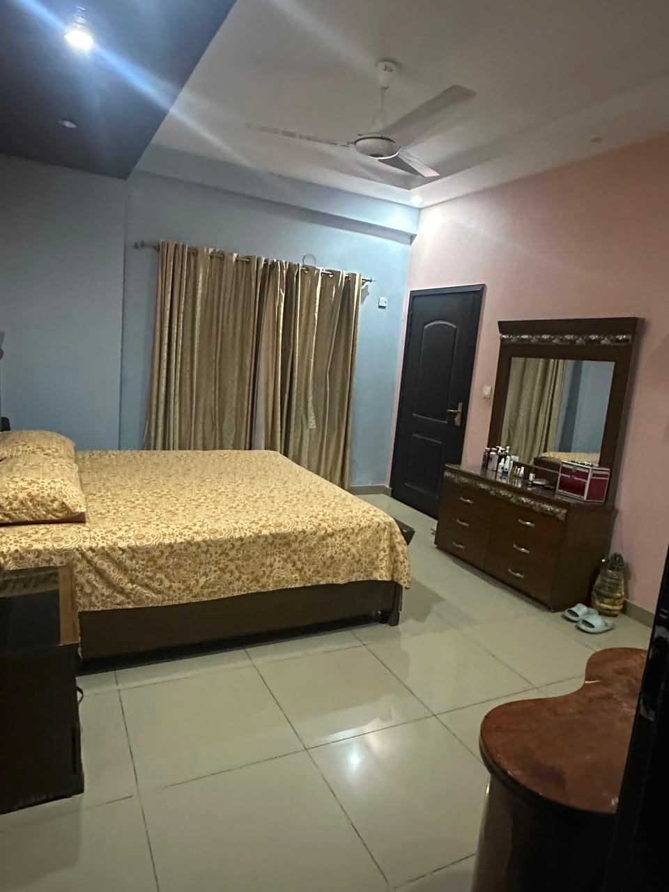 10 Marla Apartment 8A Buiilding 37 sector F Askari 10 photo 4